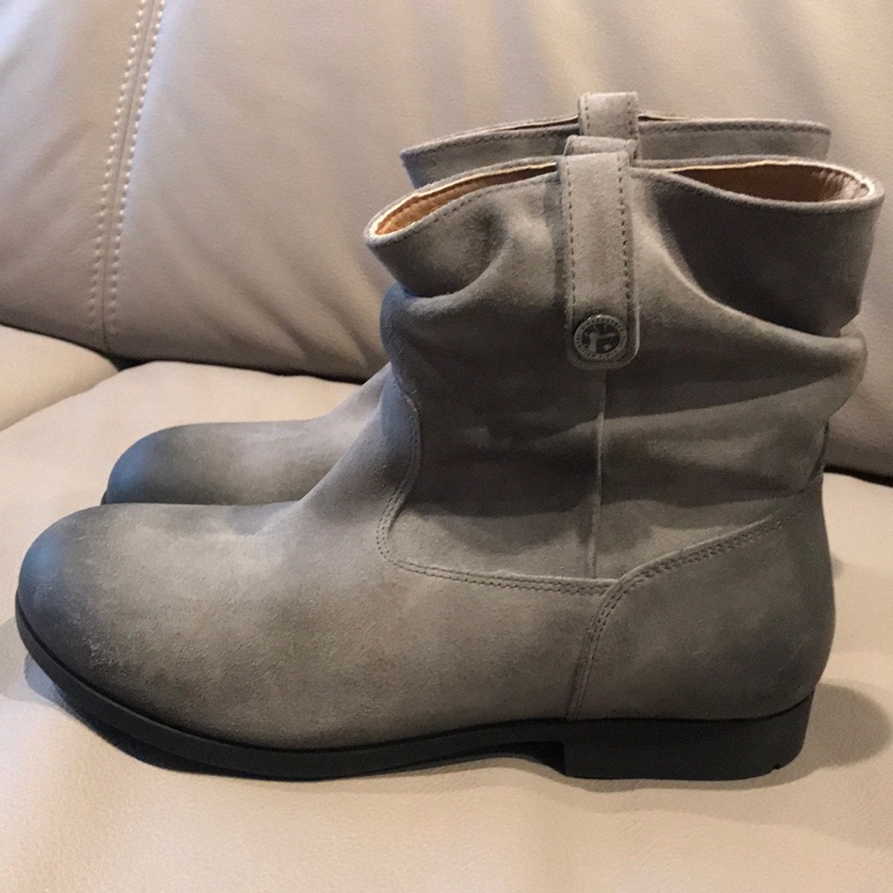 NWT BIRKENSTOCK SARINA GRAY WAXED BOOTS